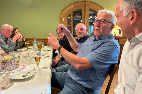 Lustiges Zusammensein und auch Kennenlernen der "besseren Hälften"